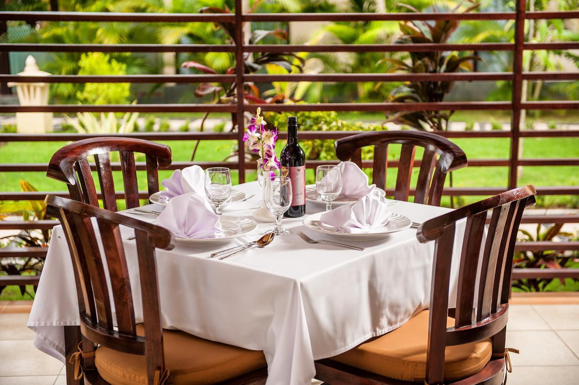 Candidasa Rossa Garden Hotel מראה חיצוני תמונה