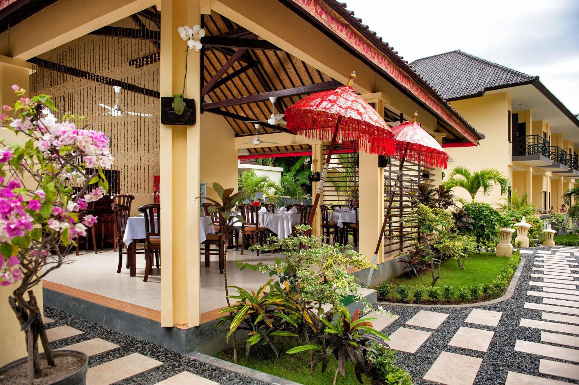 Candidasa Rossa Garden Hotel מראה חיצוני תמונה