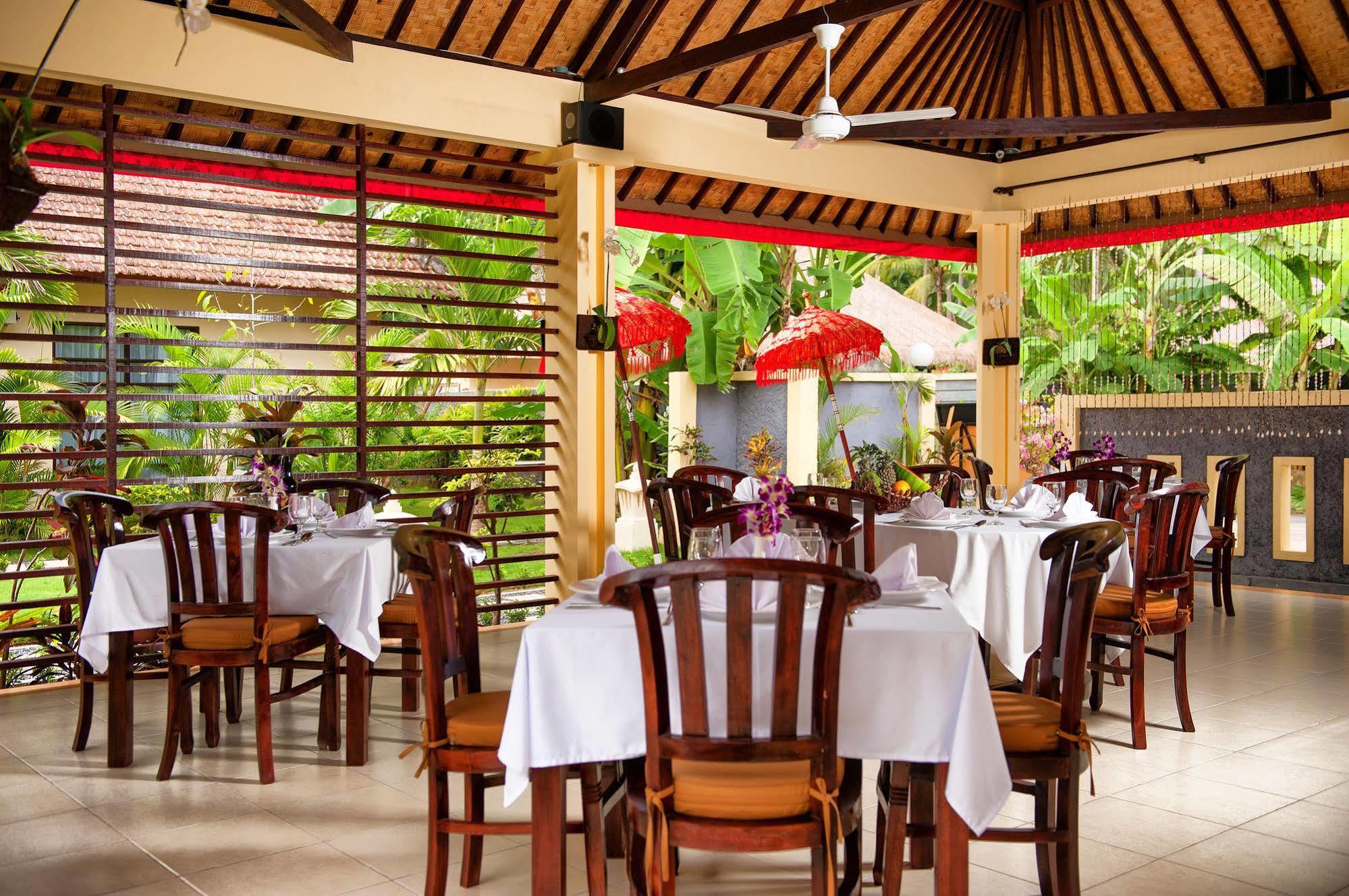 Candidasa Rossa Garden Hotel מראה חיצוני תמונה